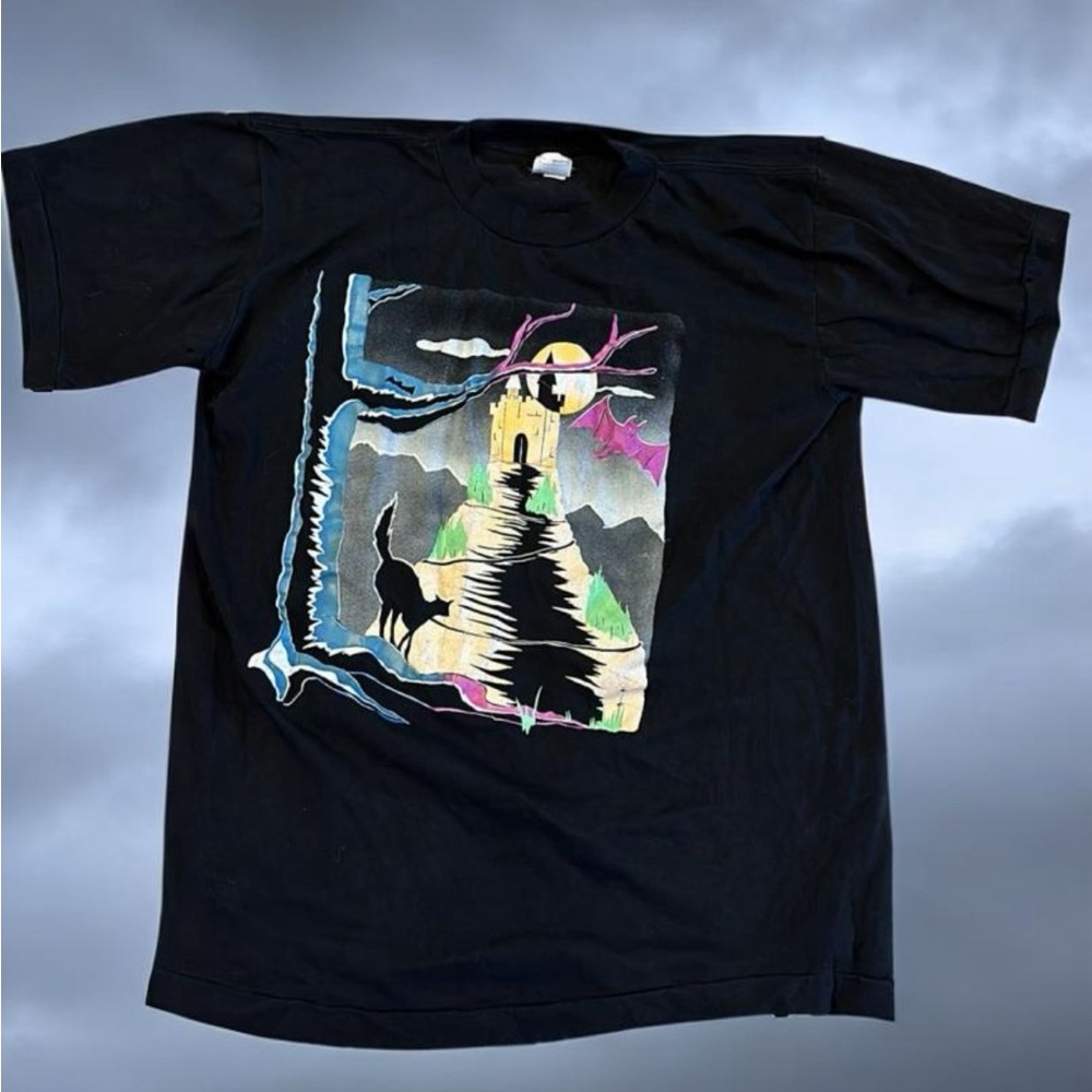 Vintage Halloween Black Tee Haunted House Bats Spooky Tee Size L